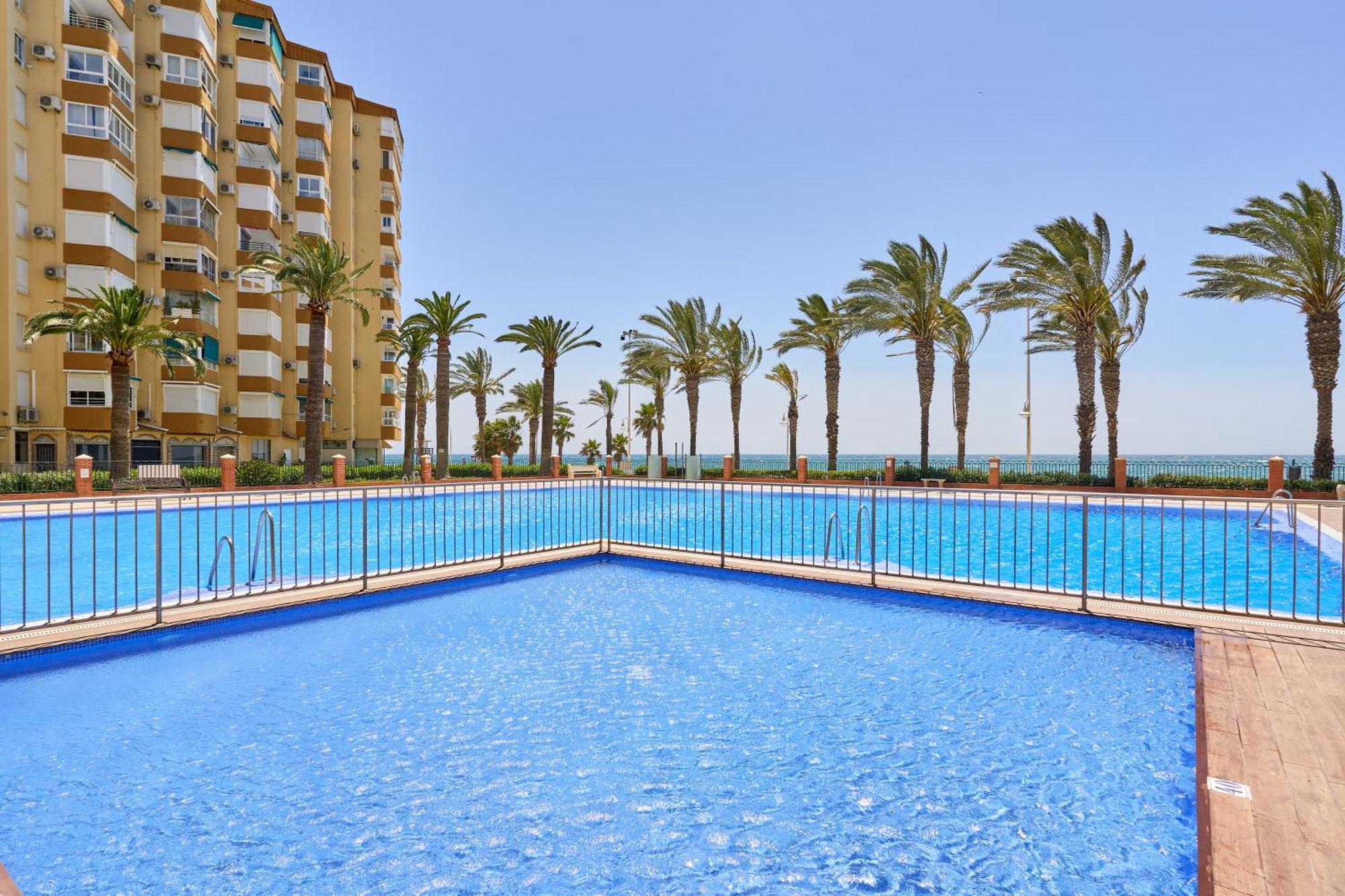 Apartamento Primera Linea Playa Algarrobo Costa Kültér fotó